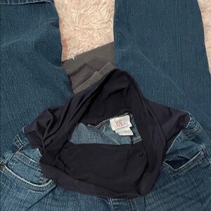 Oh Baby by Motherhood Blue Denim capri Pants + free grey leggings